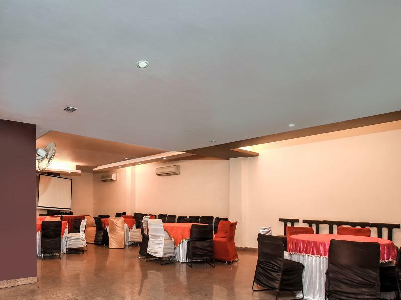 Hotel O Kochar Plaza Delhi  Eksteriør billede